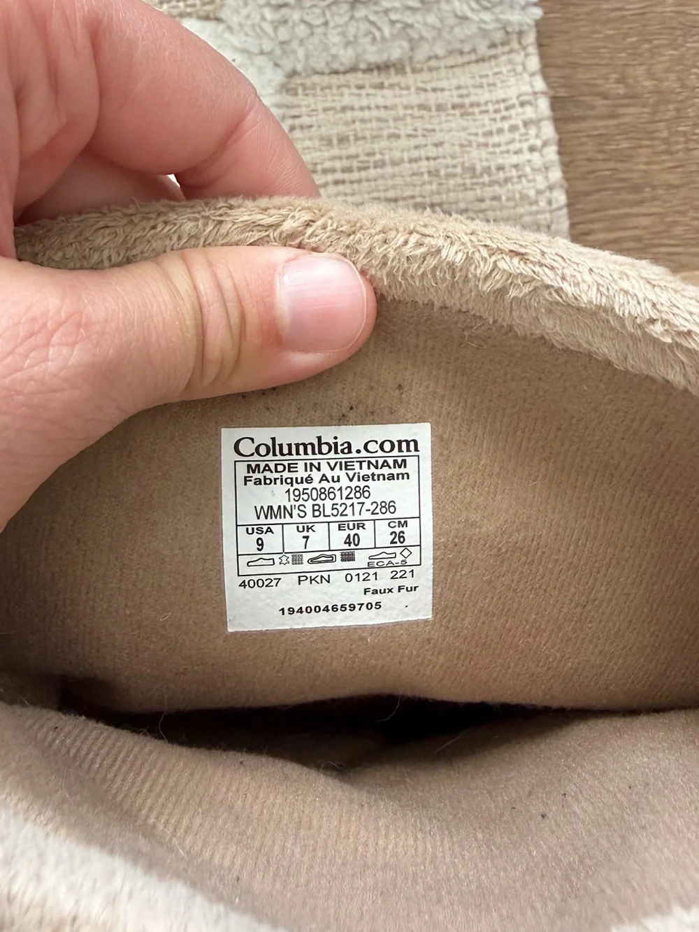Columbia Ice Maiden Slip III Boot in Elk/Light Brown